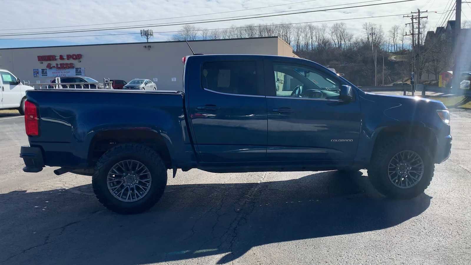 Used 2019 Chevrolet Colorado LT image 9