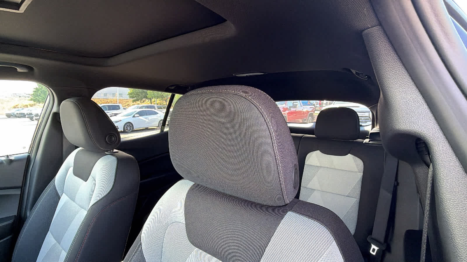 New 2026 Chevrolet Trax RS w/ Sunroof Package FWD image 11