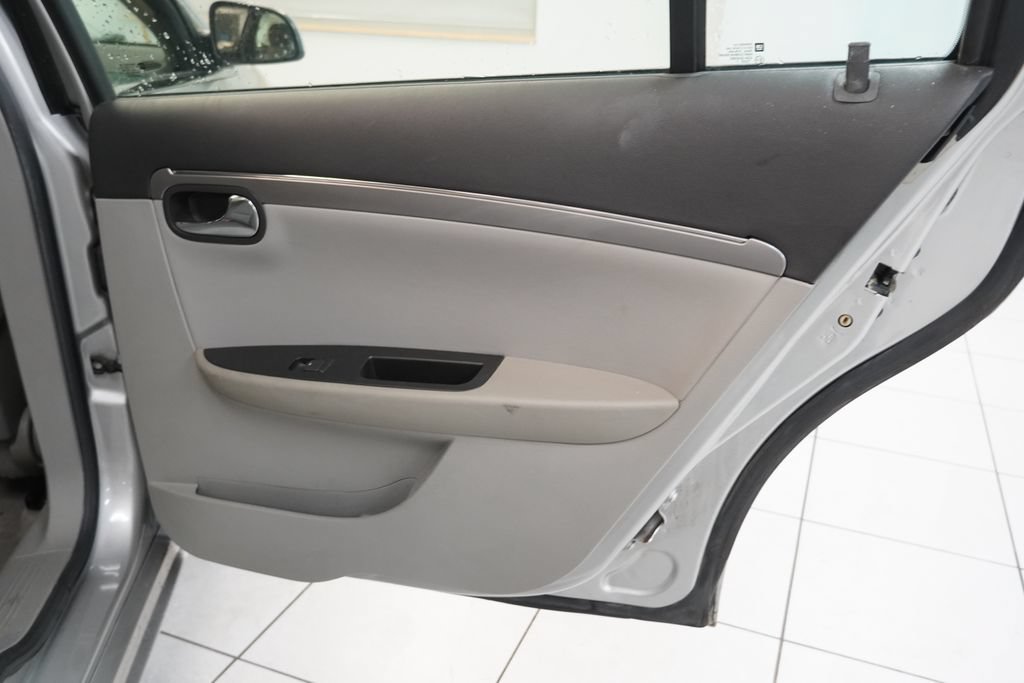 Used 2008 Saturn Aura XE w/ Convenience Package FWD image 29