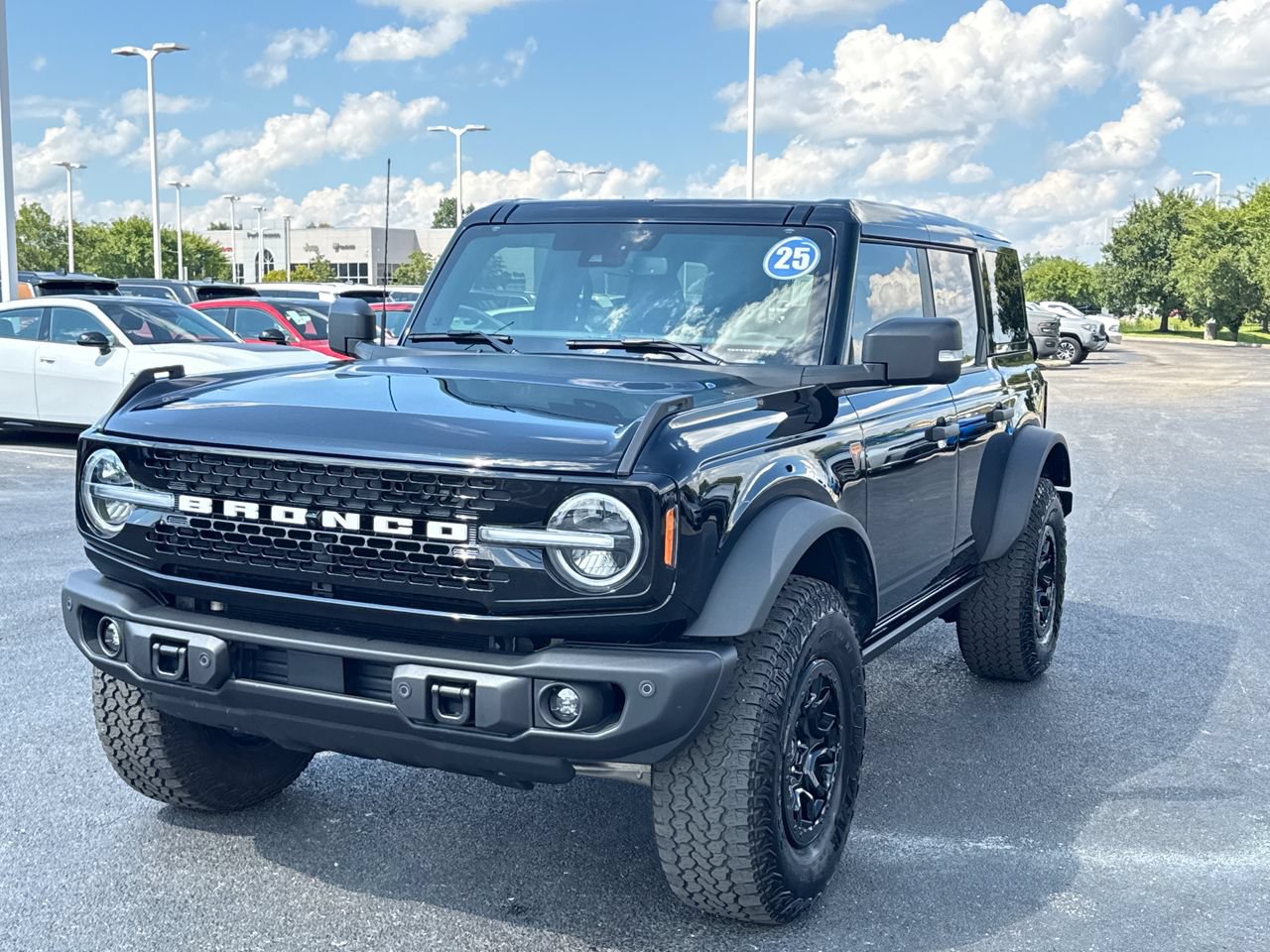 Used 2025 Ford Bronco Badlands AWD/4WD image 7
