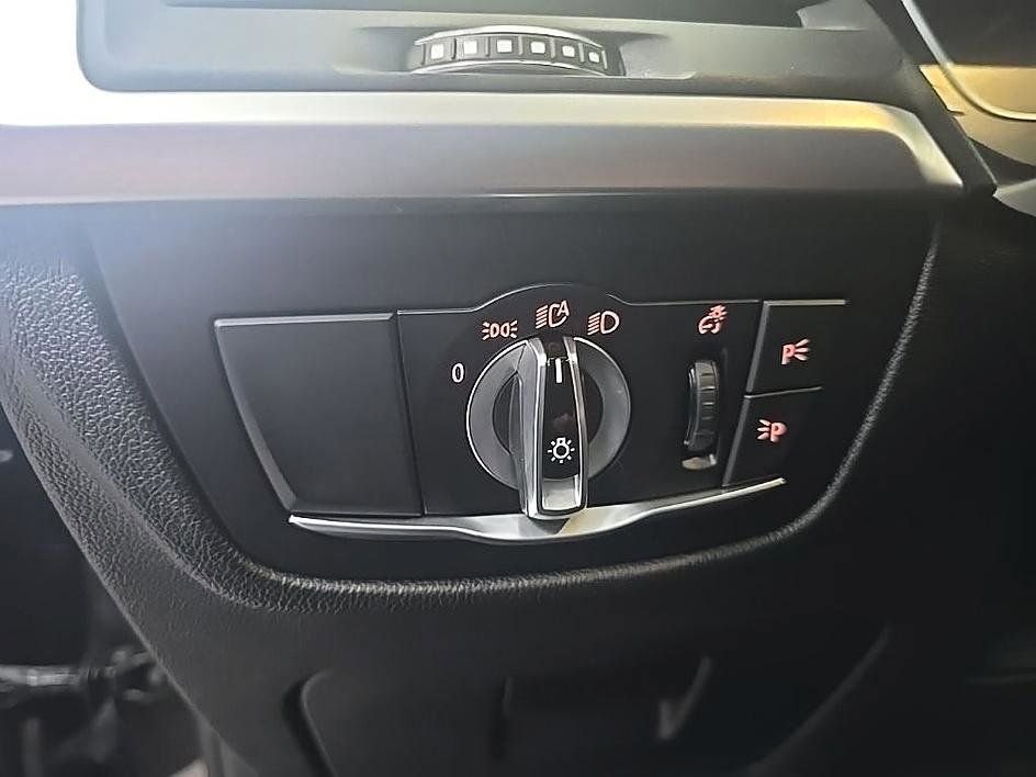 Used 2022 BMW X3 xDrive30i w/ Convenience Package image 15