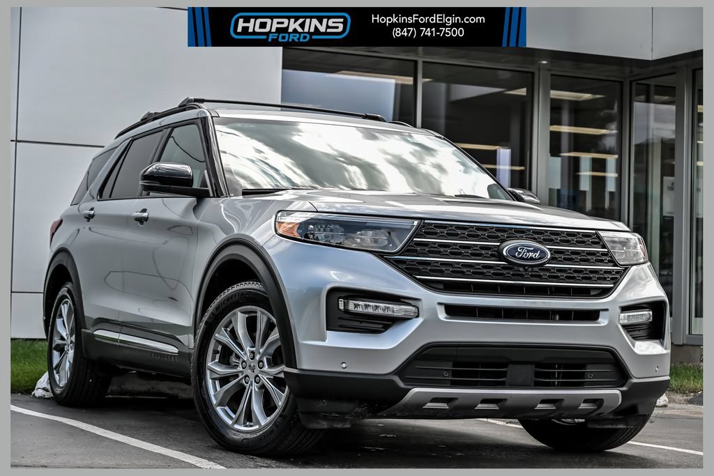 Certified 2024 Ford Explorer XLT w/ Equipment Group 202A AWD/4WD image 1