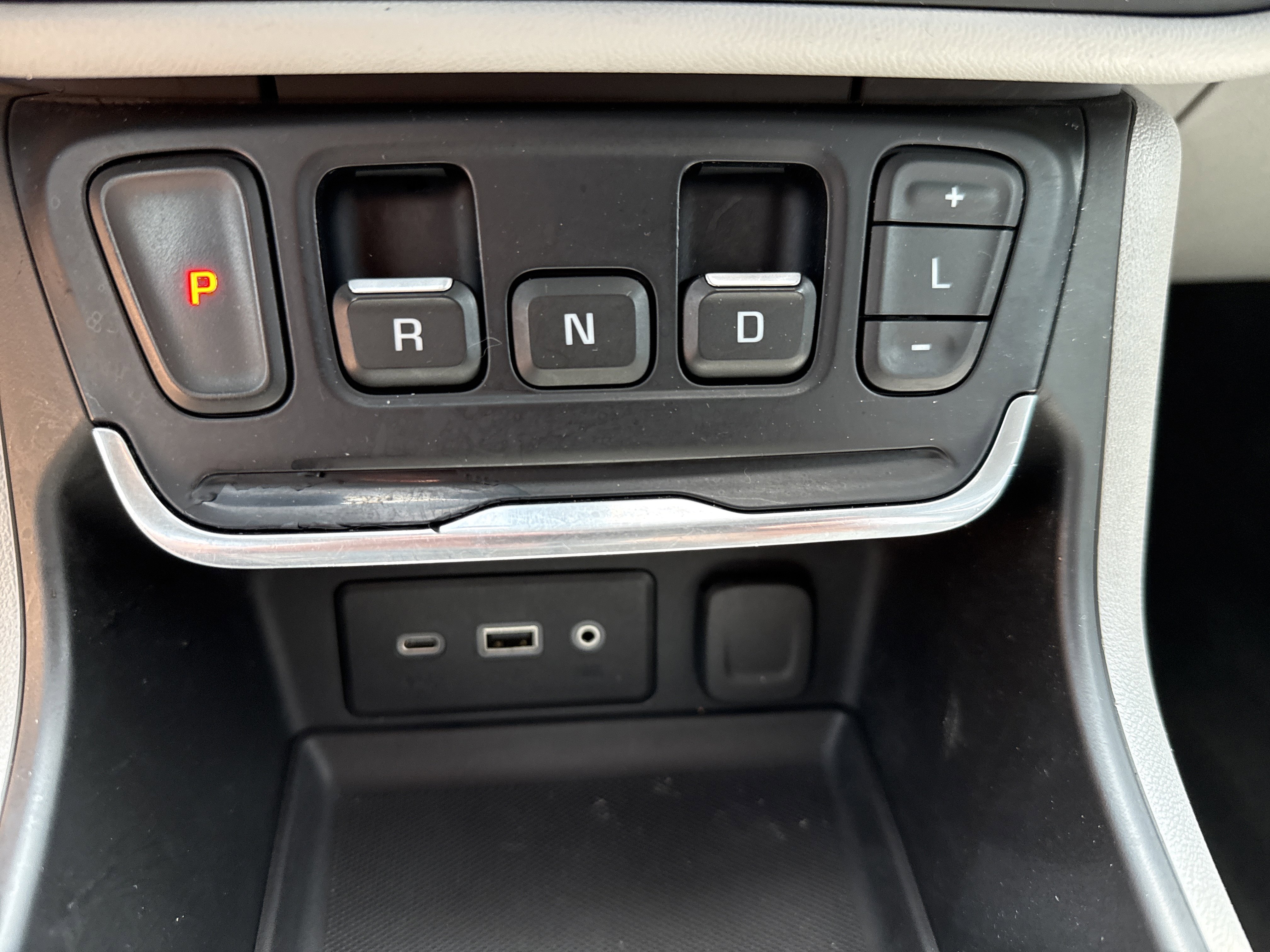 Used 2021 GMC Terrain SLE w/ Driver Convenience Package FWD image 23