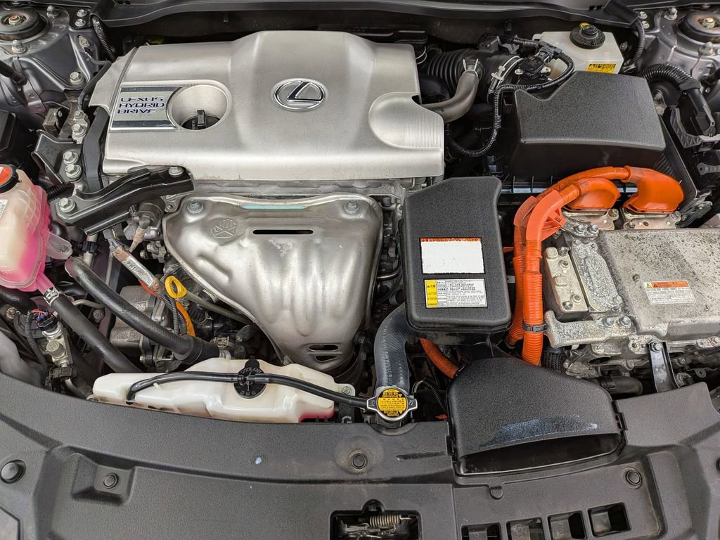 Used 2015 Lexus ES 300h image 35
