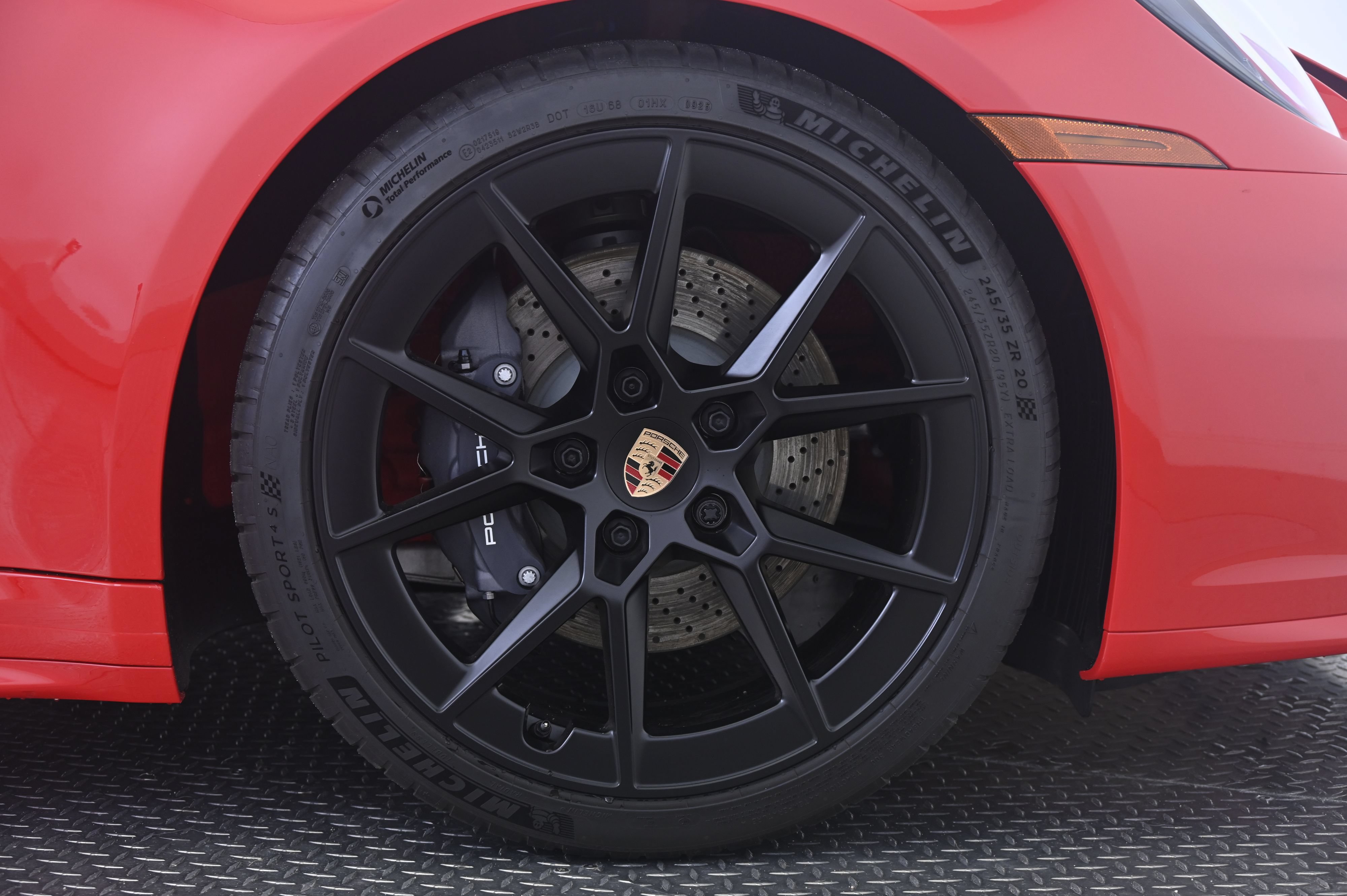 Certified 2026 Porsche 911 Carrera T RWD image 15
