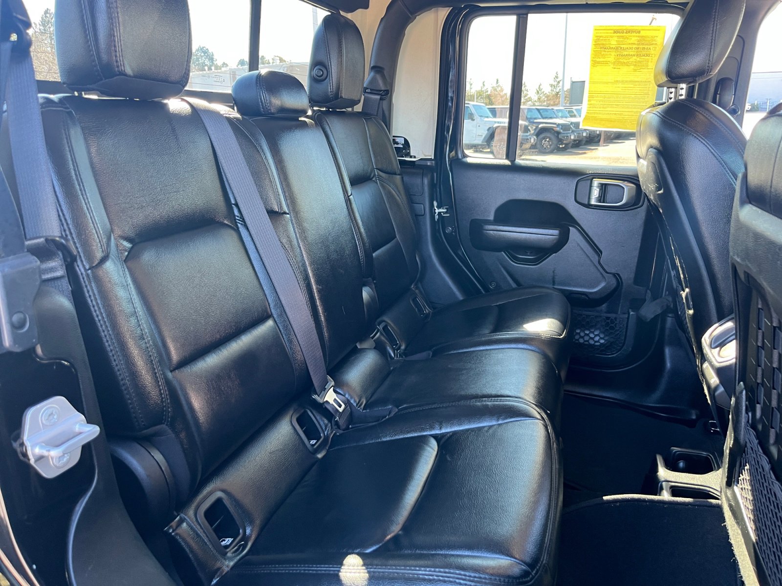 Used 2021 Jeep Gladiator Rubicon w/ Cold Weather Group image 18