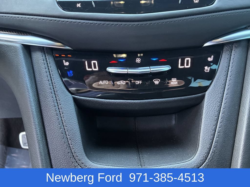 Used 2024 Cadillac XT5 Sportv w/ Platinum Package AWD/4WD image 22