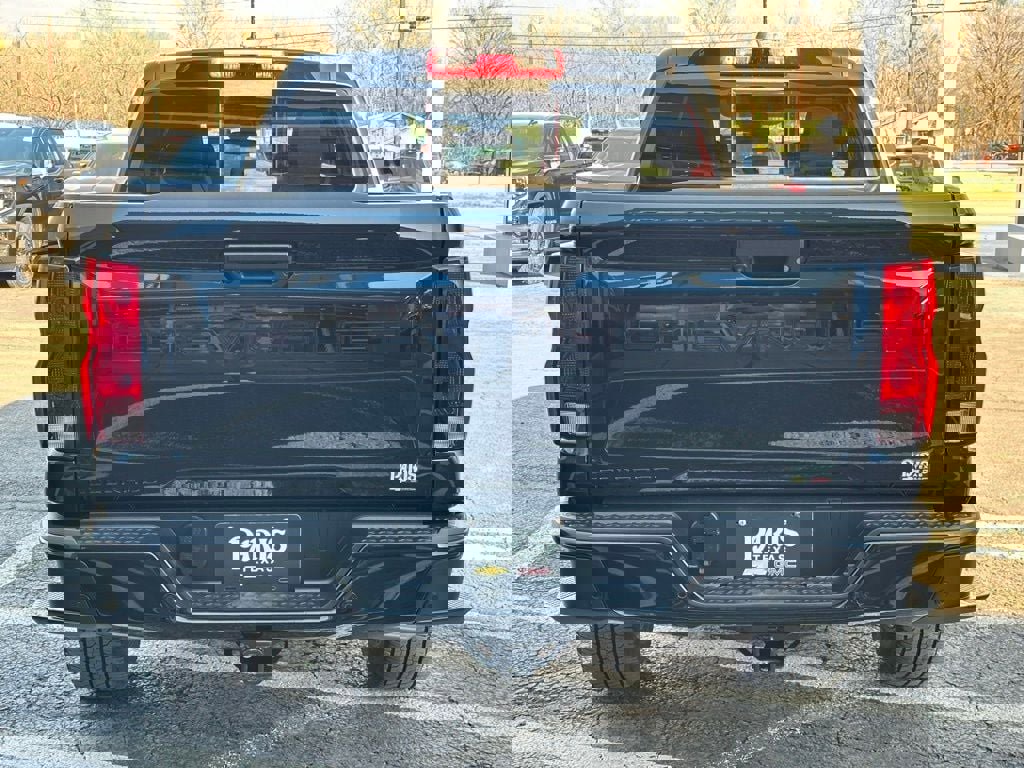 Certified 2026 Chevrolet Colorado W/T w/ WT Custom Package image 5