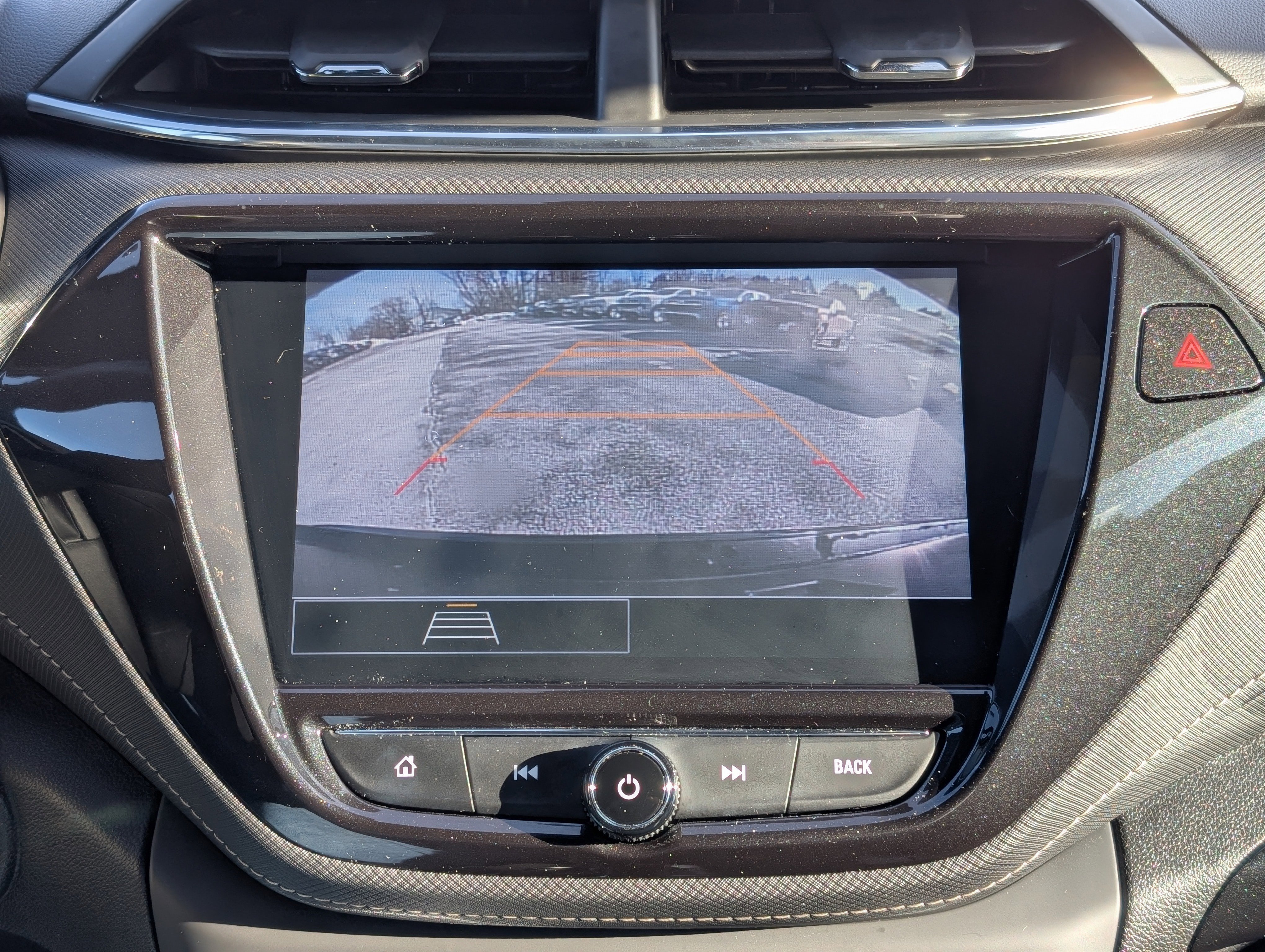 Certified 2023 Chevrolet TrailBlazer ACTIV w/ Convenience Package image 3