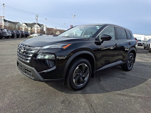 Used 2024 Nissan Rogue SV FWD image 3