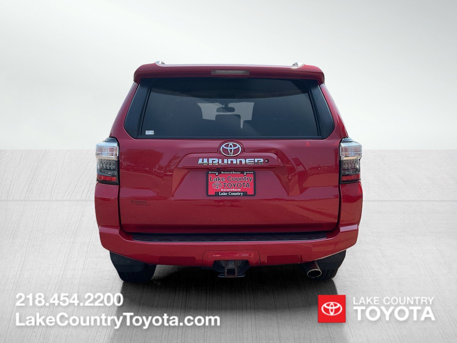 Used 2017 Toyota 4Runner SR5 Premium AWD/4WD image 4
