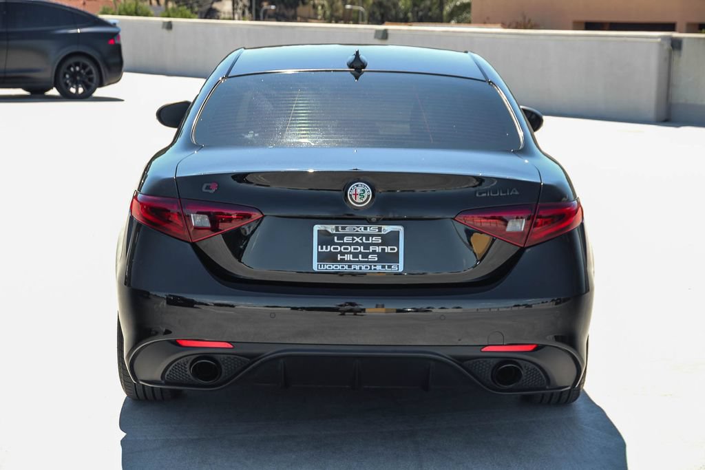 Used 2020 Alfa Romeo Giulia Ti Sport RWD image 5