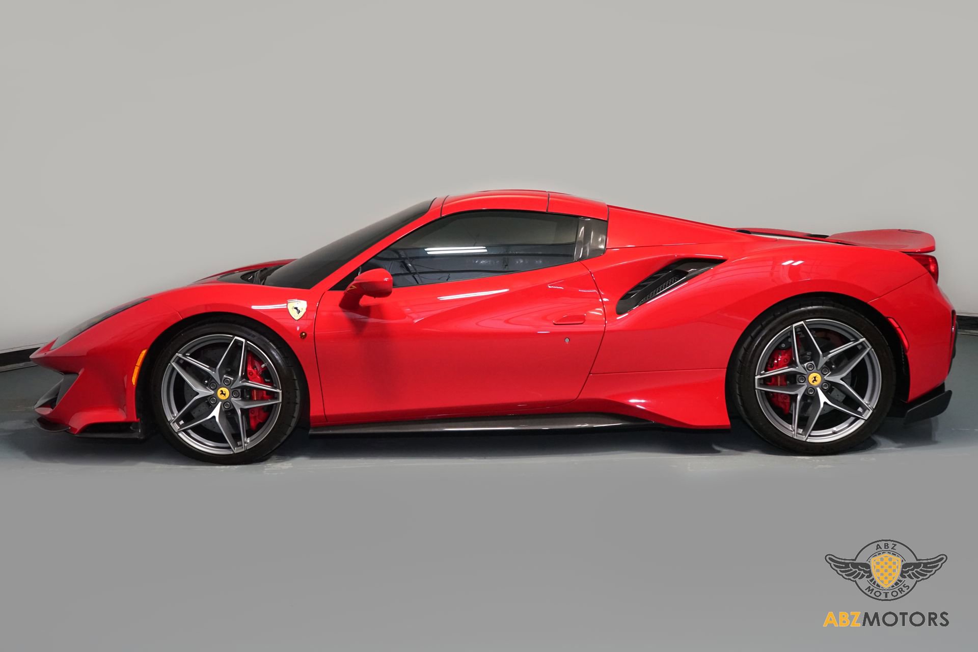 Used 2020 Ferrari 488 Pista Spider image 5