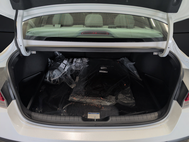 New 2026 Hyundai Elantra SEL Sport Premium w/ Cargo Package FWD image 14