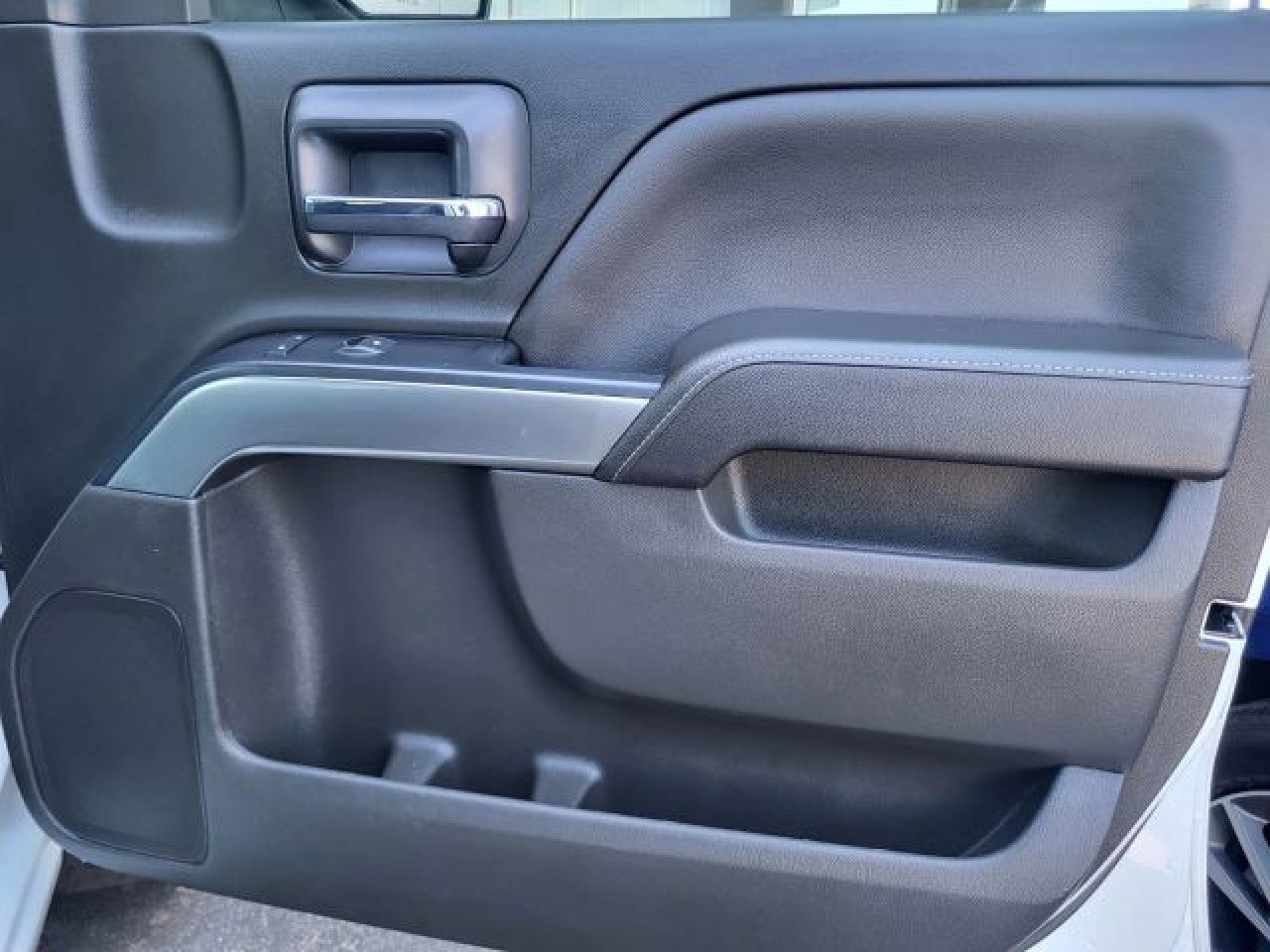 Used 2018 Chevrolet Silverado 1500 LT w/ Trailering Package image 17