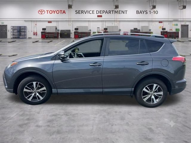 Used 2016 Toyota RAV4 XLE AWD/4WD image 4