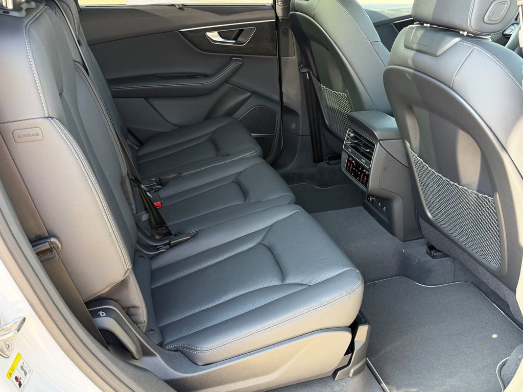 New 2026 Audi Q7 3.0T Premium Plus image 13