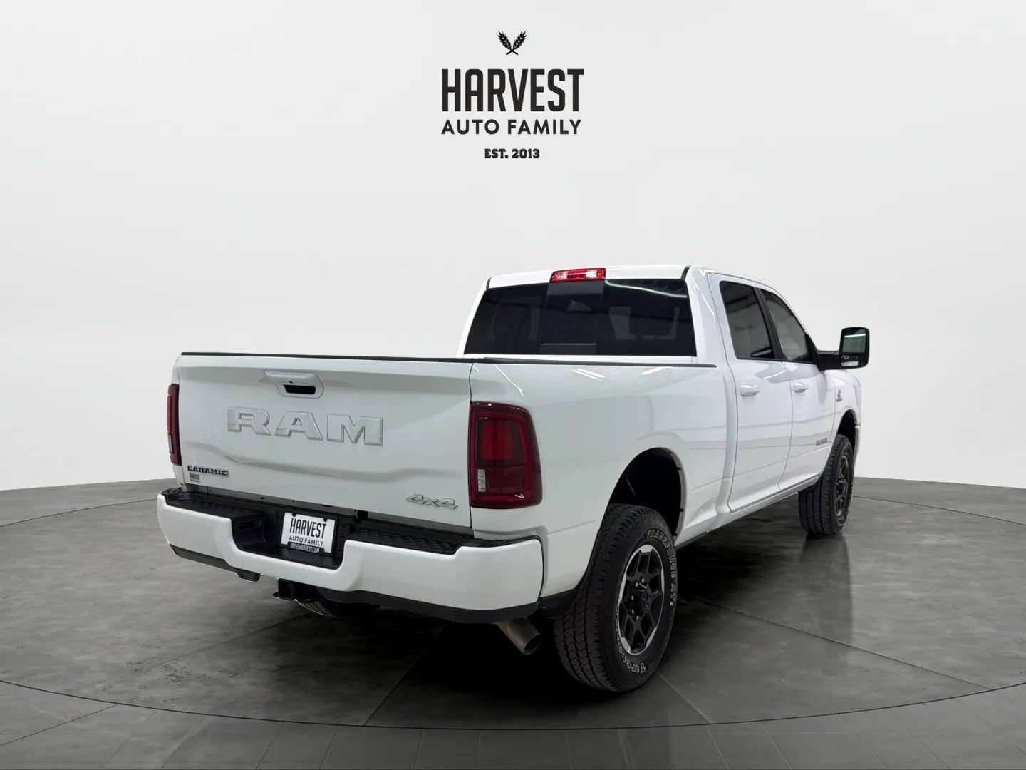 Used 2026 RAM 2500 Laramie AWD/4WD image 6