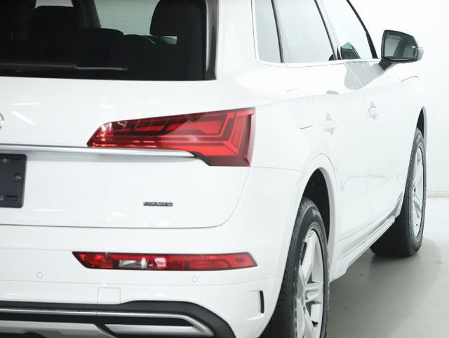 Used 2023 Audi Q5 2.0T Premium w/ Convenience Package AWD/4WD image 47