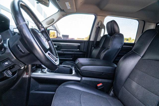 Used 2018 RAM 2500 Big Horn w/ Sport Appearance Group AWD/4WD image 26