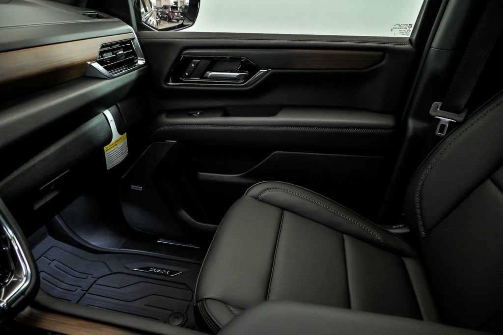 New 2026 GMC Yukon XL Denali image 19