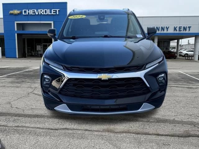 Certified 2024 Chevrolet Blazer LT w/ Convenience Package FWD image 5