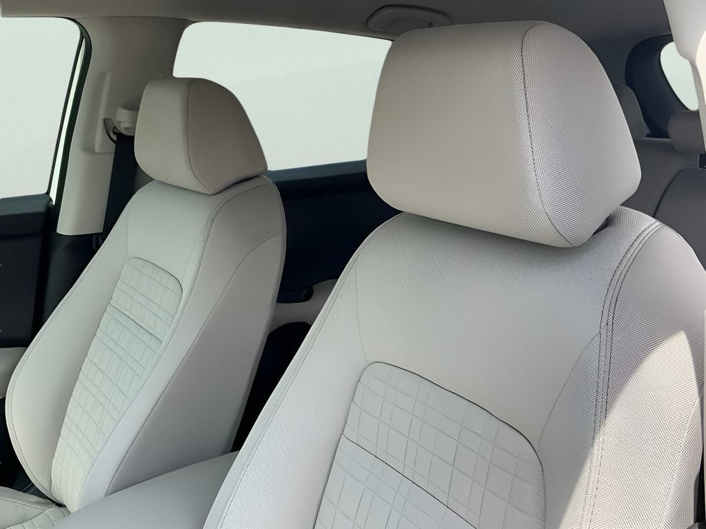 Certified 2026 Honda HR-V LX image 20