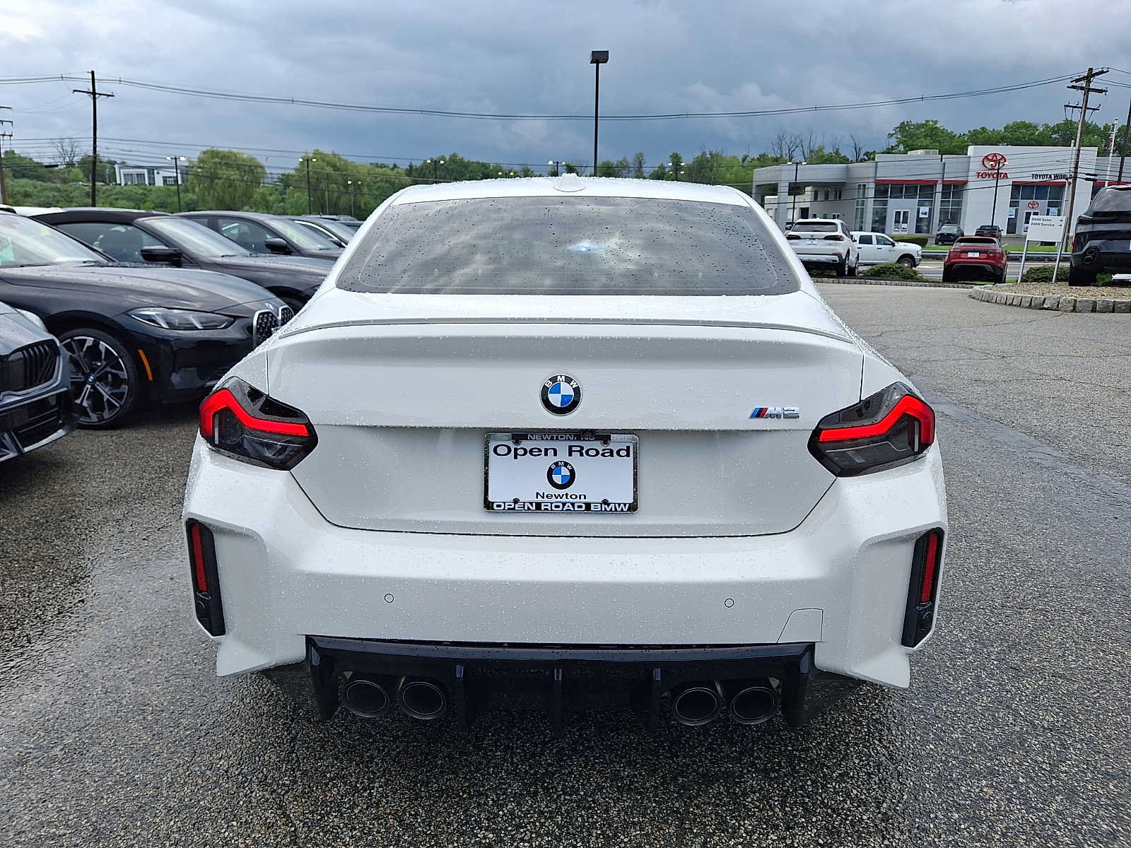Used 2024 BMW M2 w/ Lighting Package RWD image 5