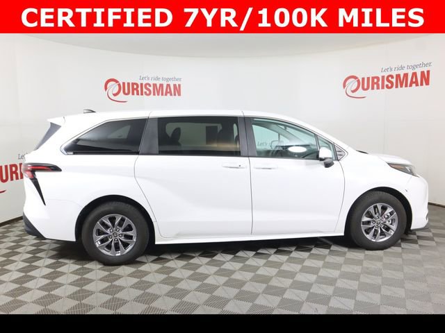 Used 2024 Toyota Sienna LE image 8