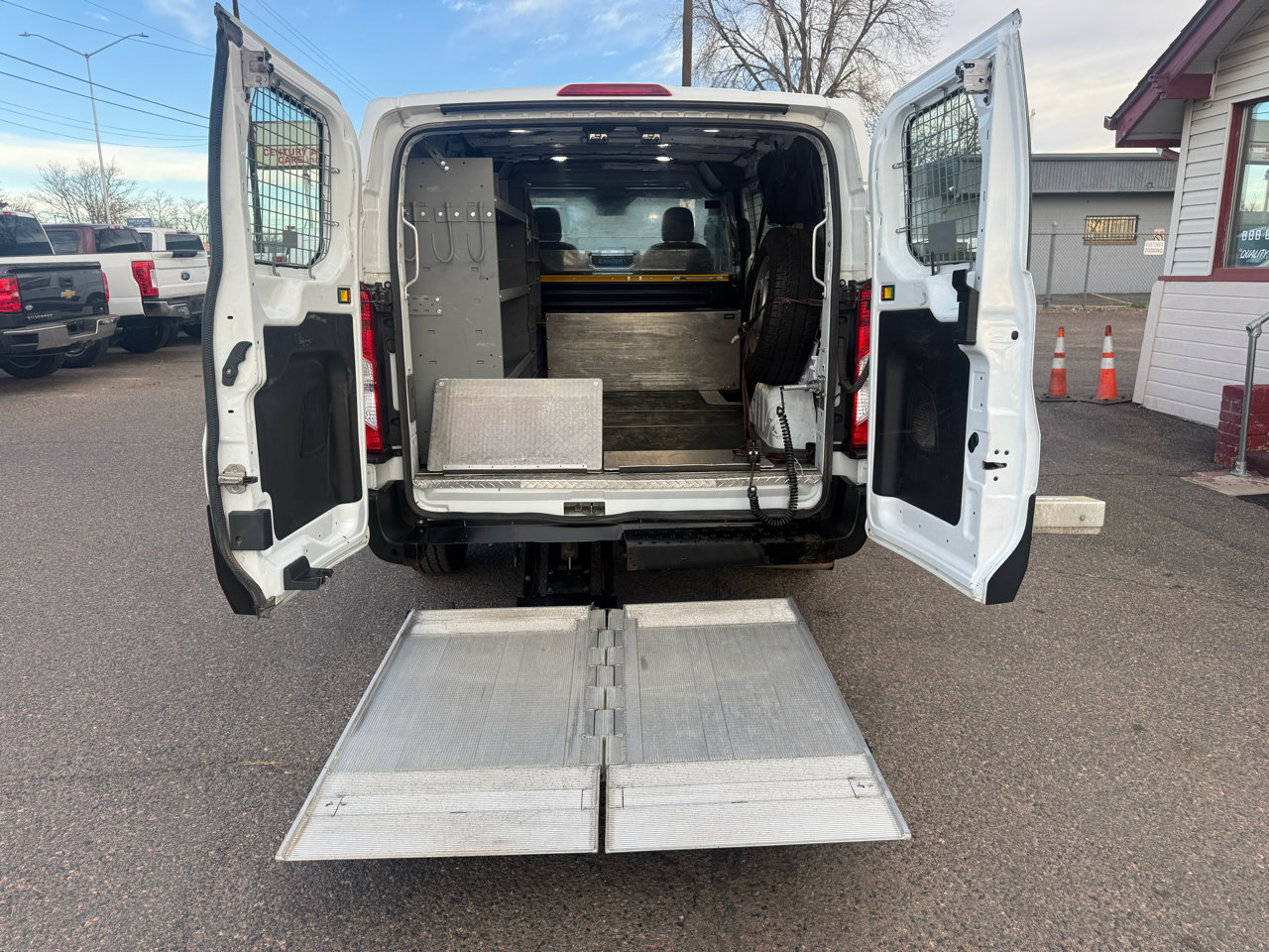 Used 2020 Ford Transit 250 Low Roof AWD image 30