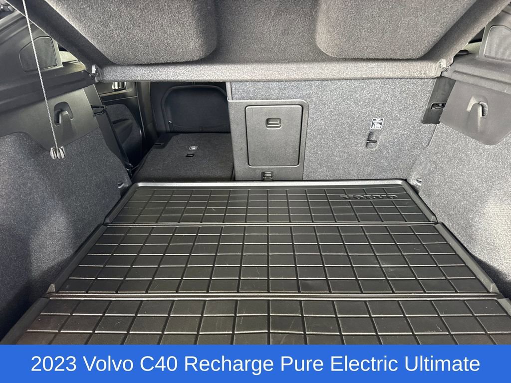 Certified 2023 Volvo C40 P8 Recharge Ultimate w/ Protection Package Premier image 14