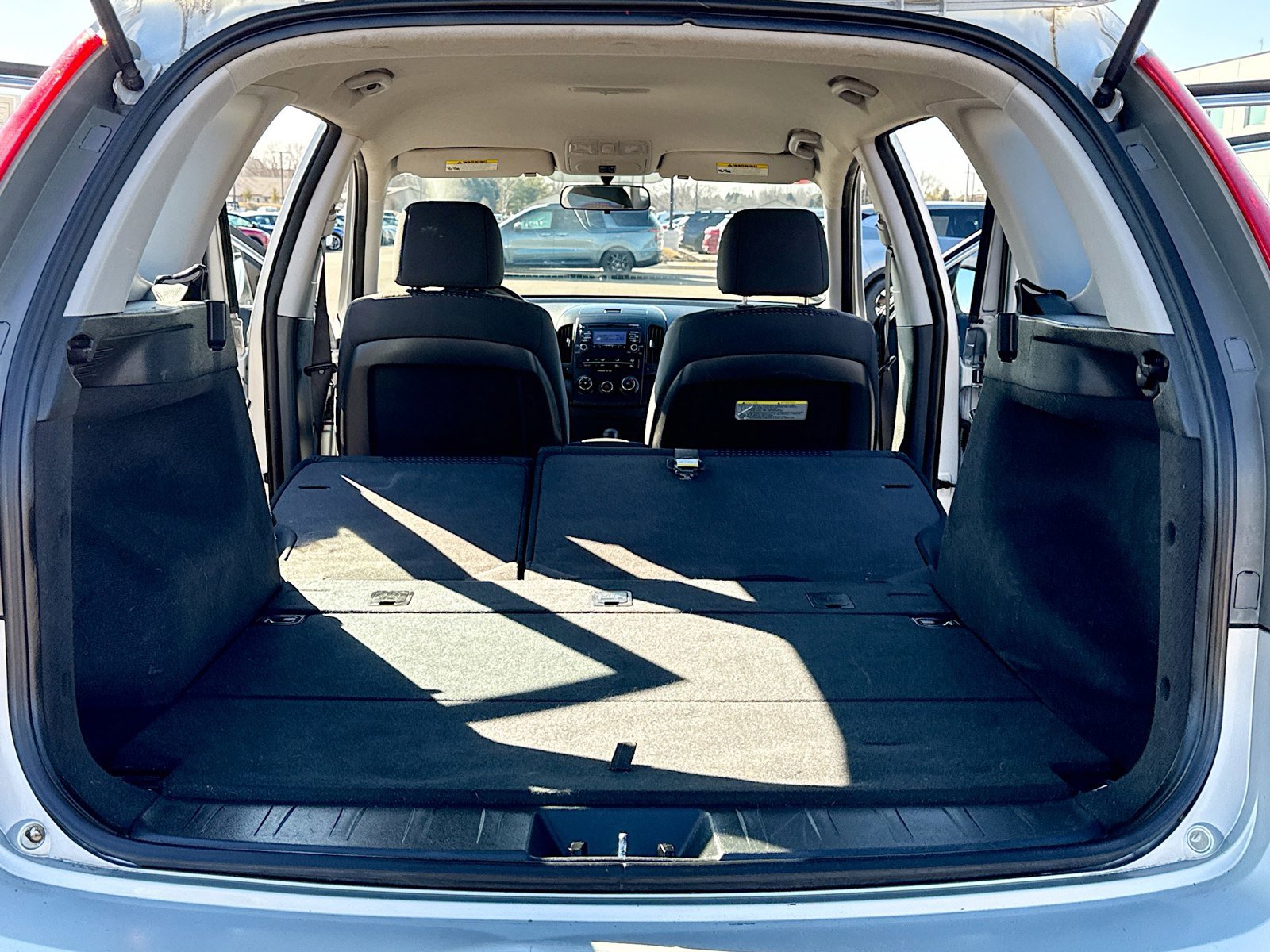 Used 2012 Hyundai Elantra GLS image 7