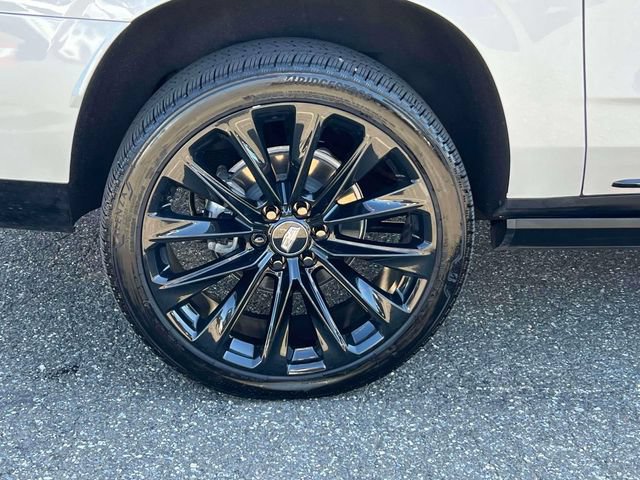 Certified 2025 Cadillac Escalade ESV Sport Platinum w/ LPO, ONYX Package AWD/4WD image 7
