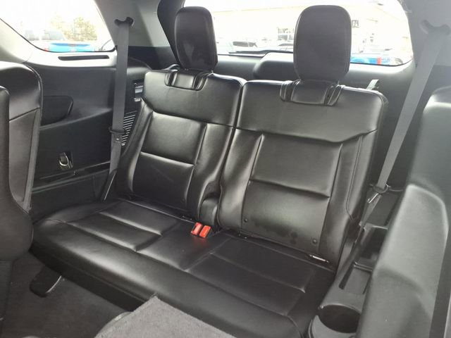 Certified 2023 Ford Explorer XLT w/ Equipment Group 202A image 14