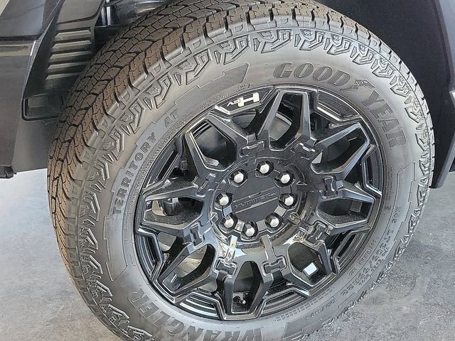 Used 2026 GMC Hummer EV SUV image 23