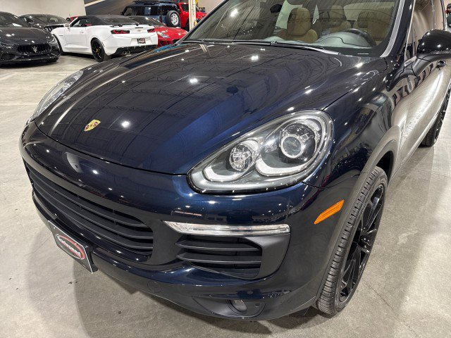 Used 2016 Porsche Cayenne image 32