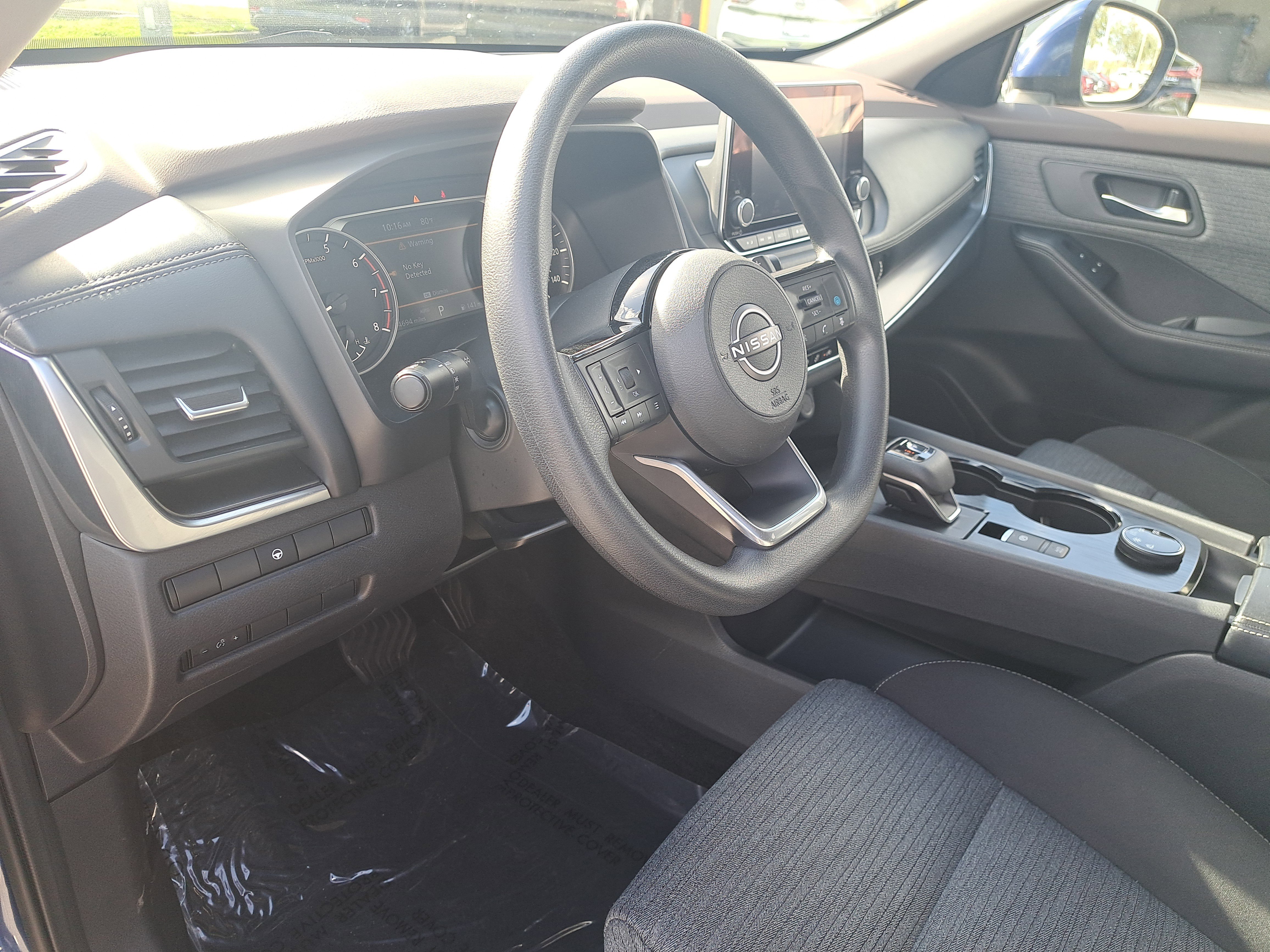 Certified 2023 Nissan Rogue SV image 18