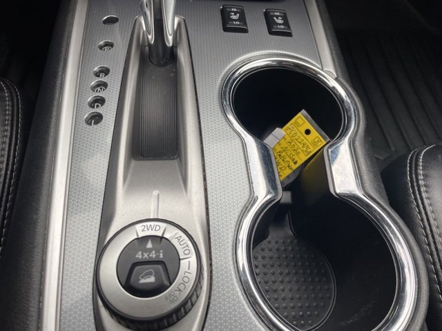 Used 2020 Nissan Pathfinder SL image 32