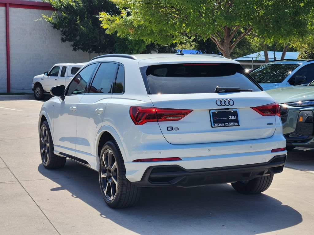 Certified 2025 Audi Q3 2.0T Premium Plus w/ Premium Plus Package AWD/4WD image 7