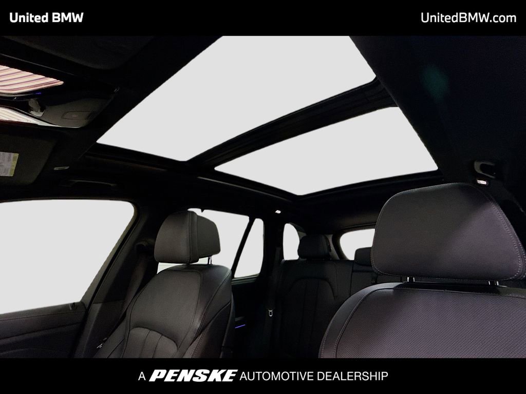 Used 2021 BMW X5 xDrive45e w/ M Sport Package image 12