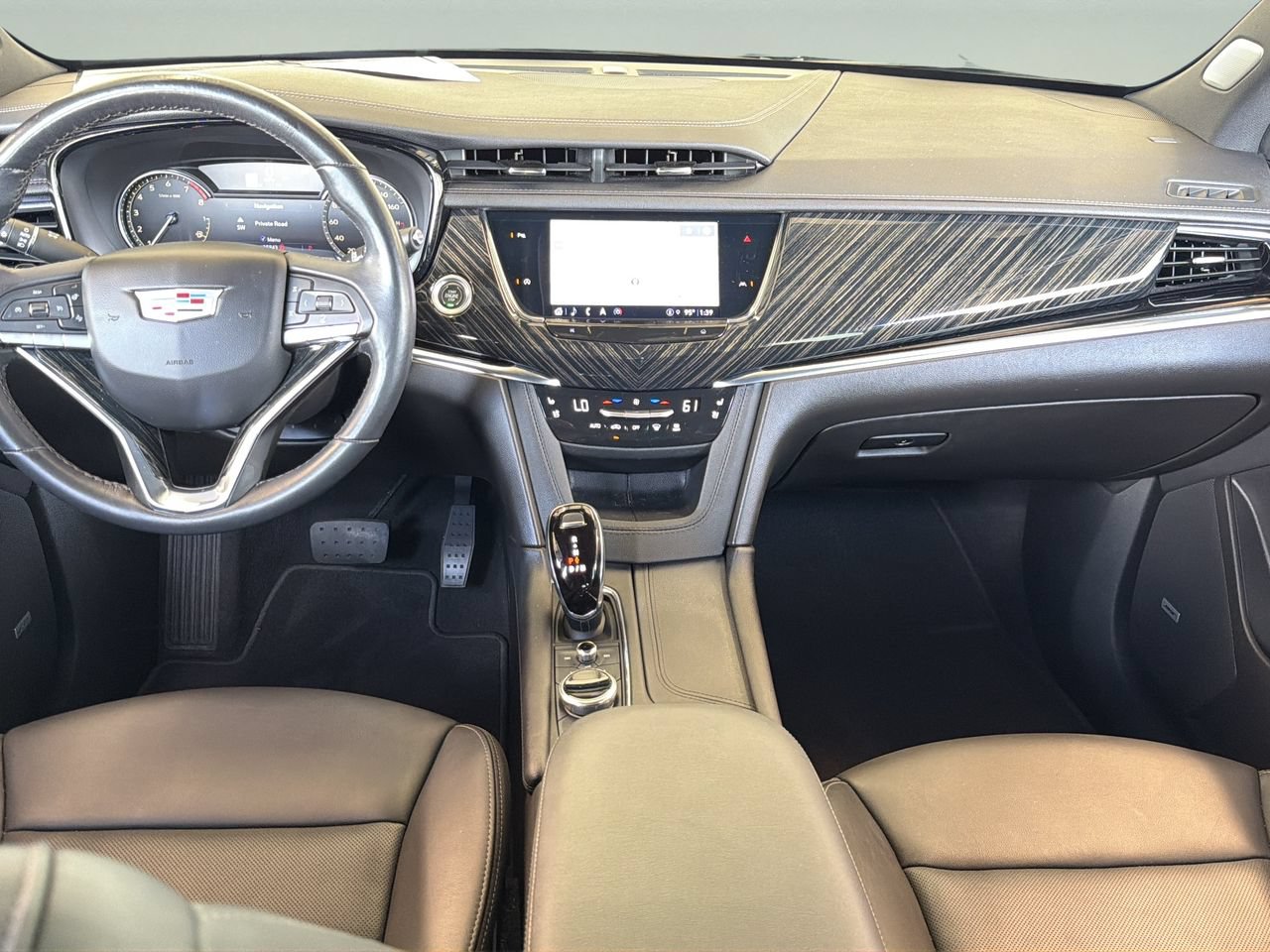 Certified 2023 Cadillac XT6 Premium Luxury FWD image 15