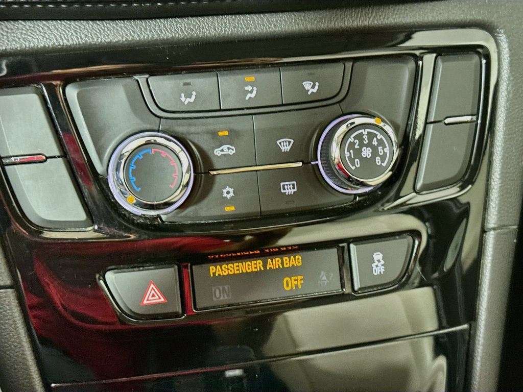 Used 2019 Buick Encore Preferred FWD image 18