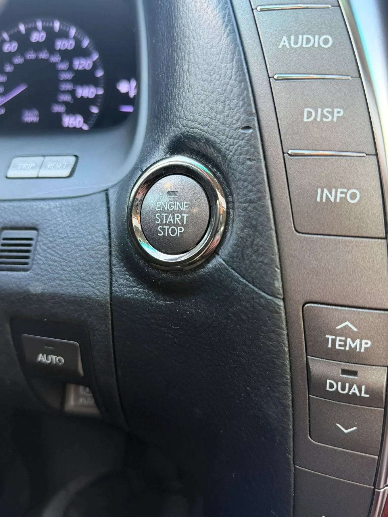 Used 2008 Lexus LS 460 RWD image 24