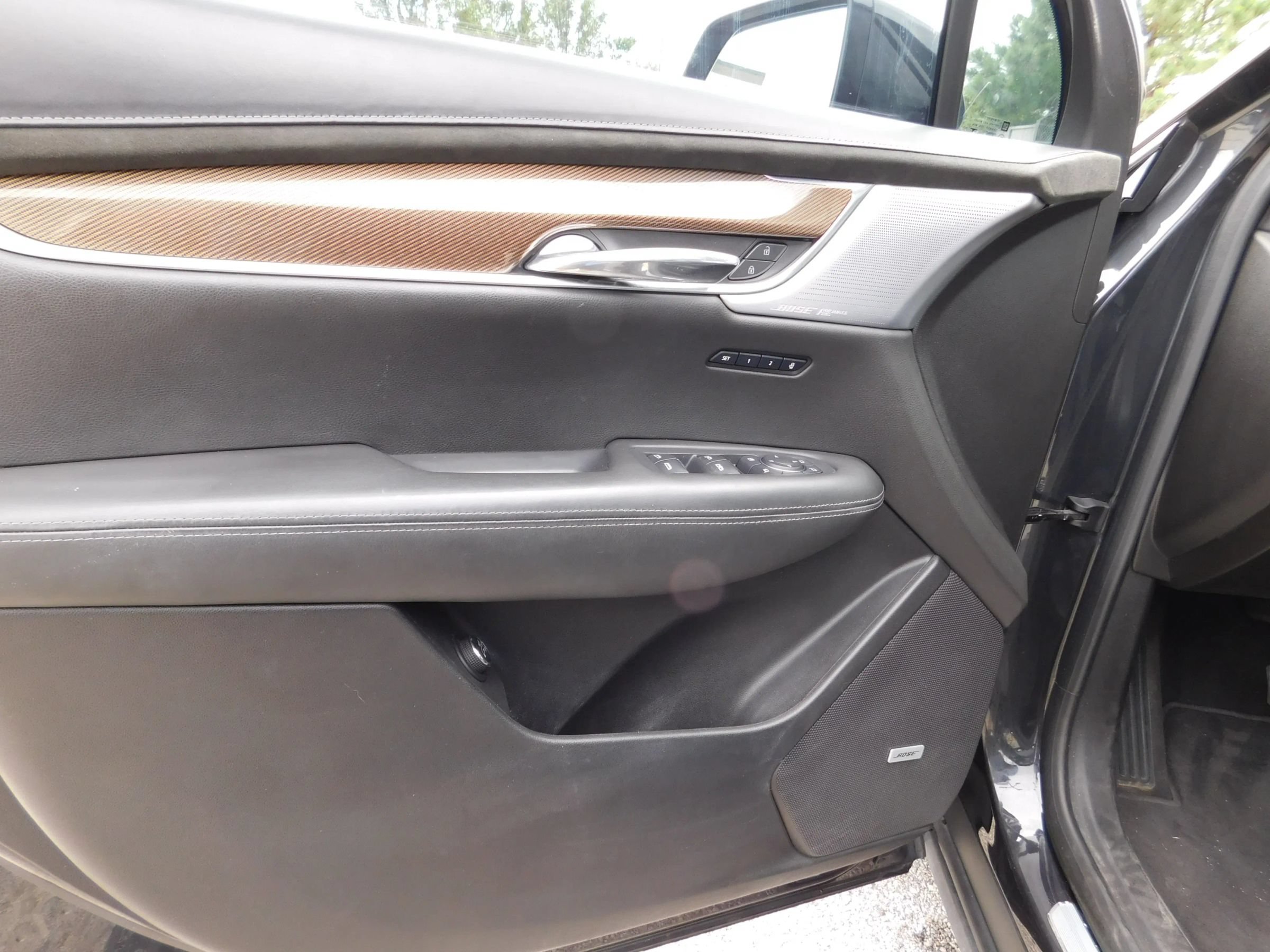 Used 2020 Cadillac XT6 Sport w/ Platinum Package AWD/4WD image 17