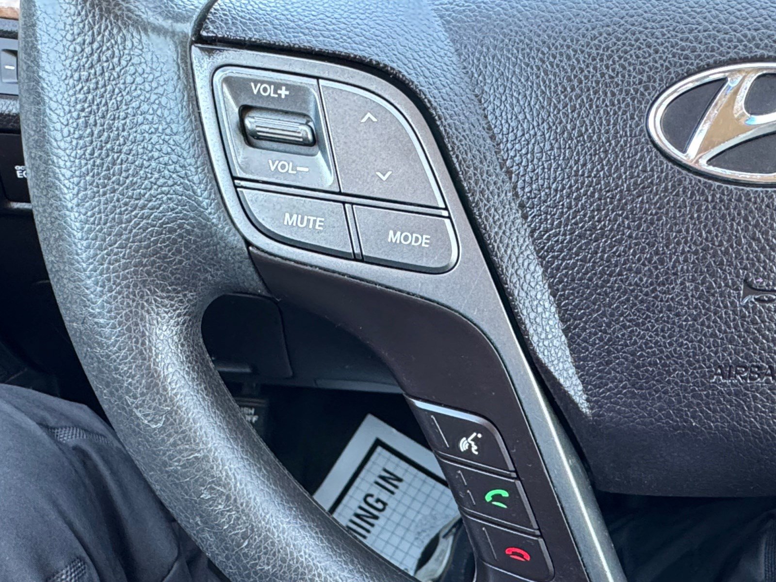 Used 2016 Hyundai Santa Fe Sport image 16