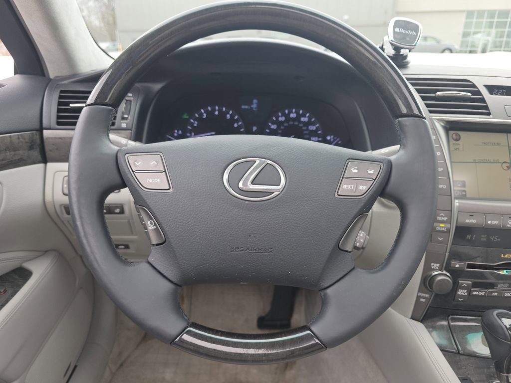 Used 2009 Lexus LS 460 L image 26