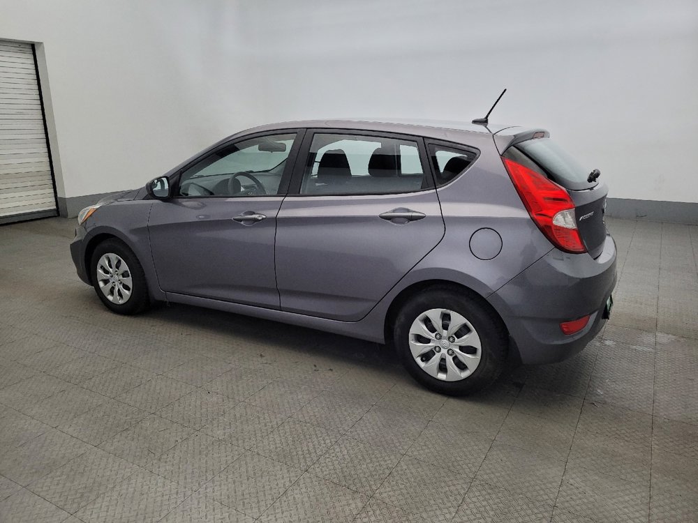 Used 2016 Hyundai Accent SE image 3