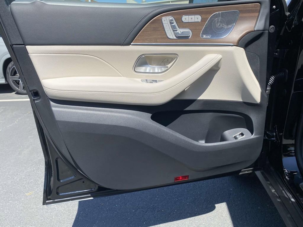 Certified 2025 Mercedes-Benz GLE 350 4MATIC image 15