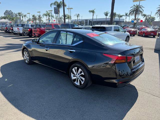 Certified 2025 Nissan Altima 2.5 S image 4