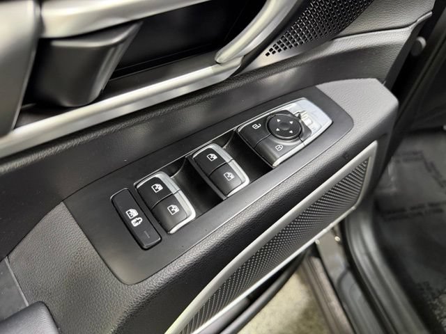 Used 2021 Kia Telluride S FWD image 22